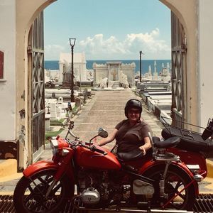 Meet your Posher, Cari